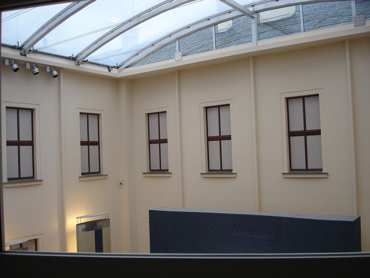 ÚV ČR Strakova akademie: repase oken a dveří 2002-2013